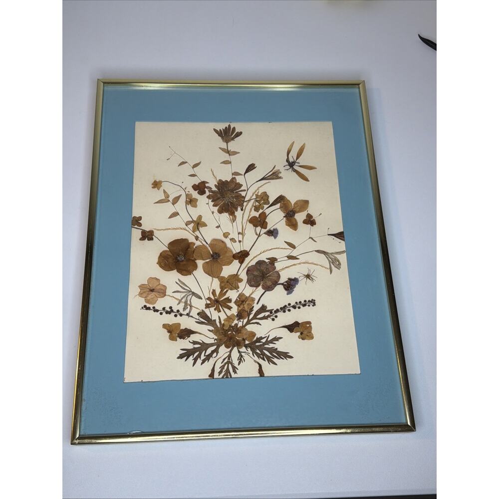 Vintage Gold Framed Pressed Flower Art Real Dried Botanical Wildflower WallDecor - Picture 2 of 7
